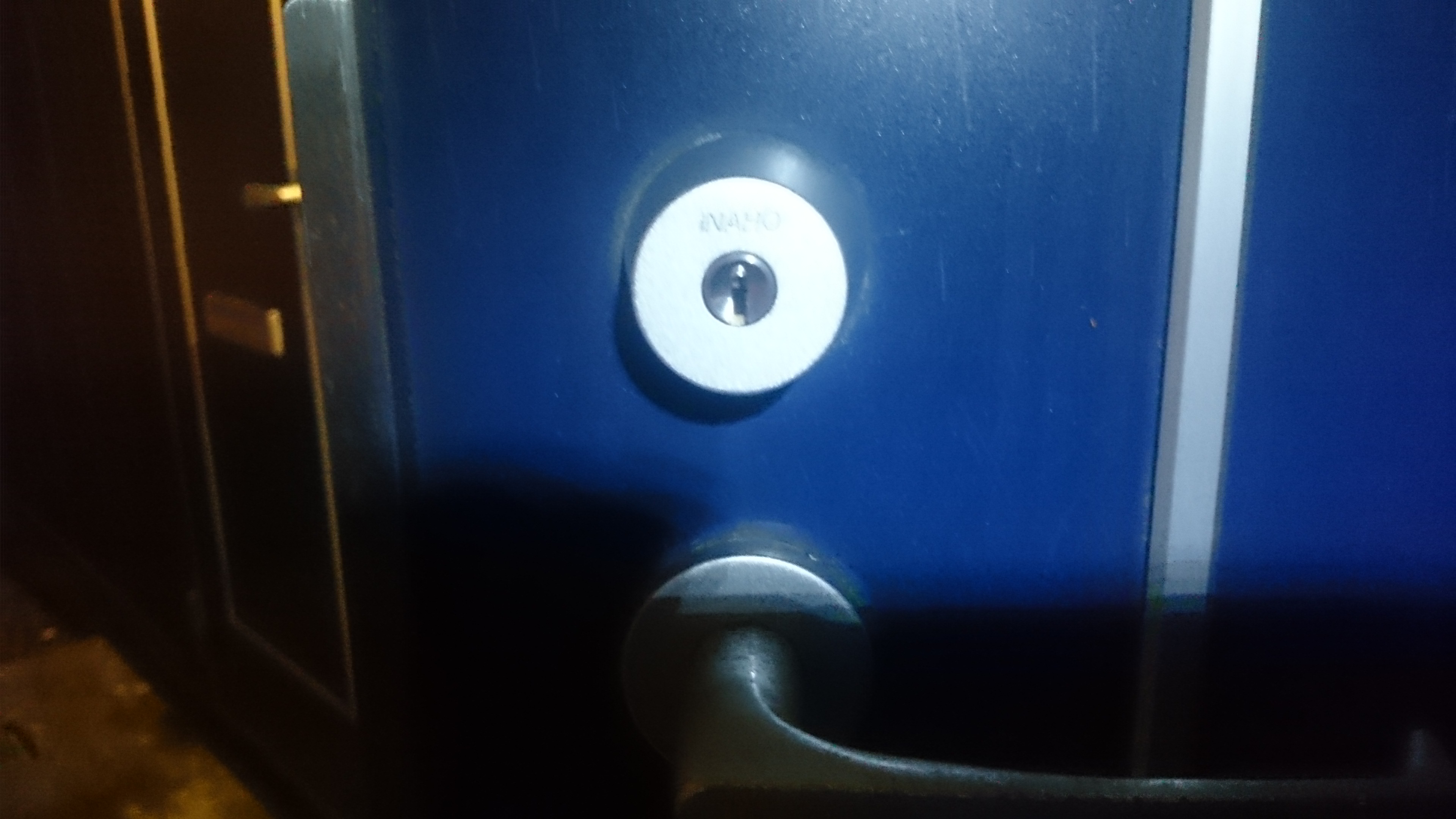 TIERKEY�V�����_�[