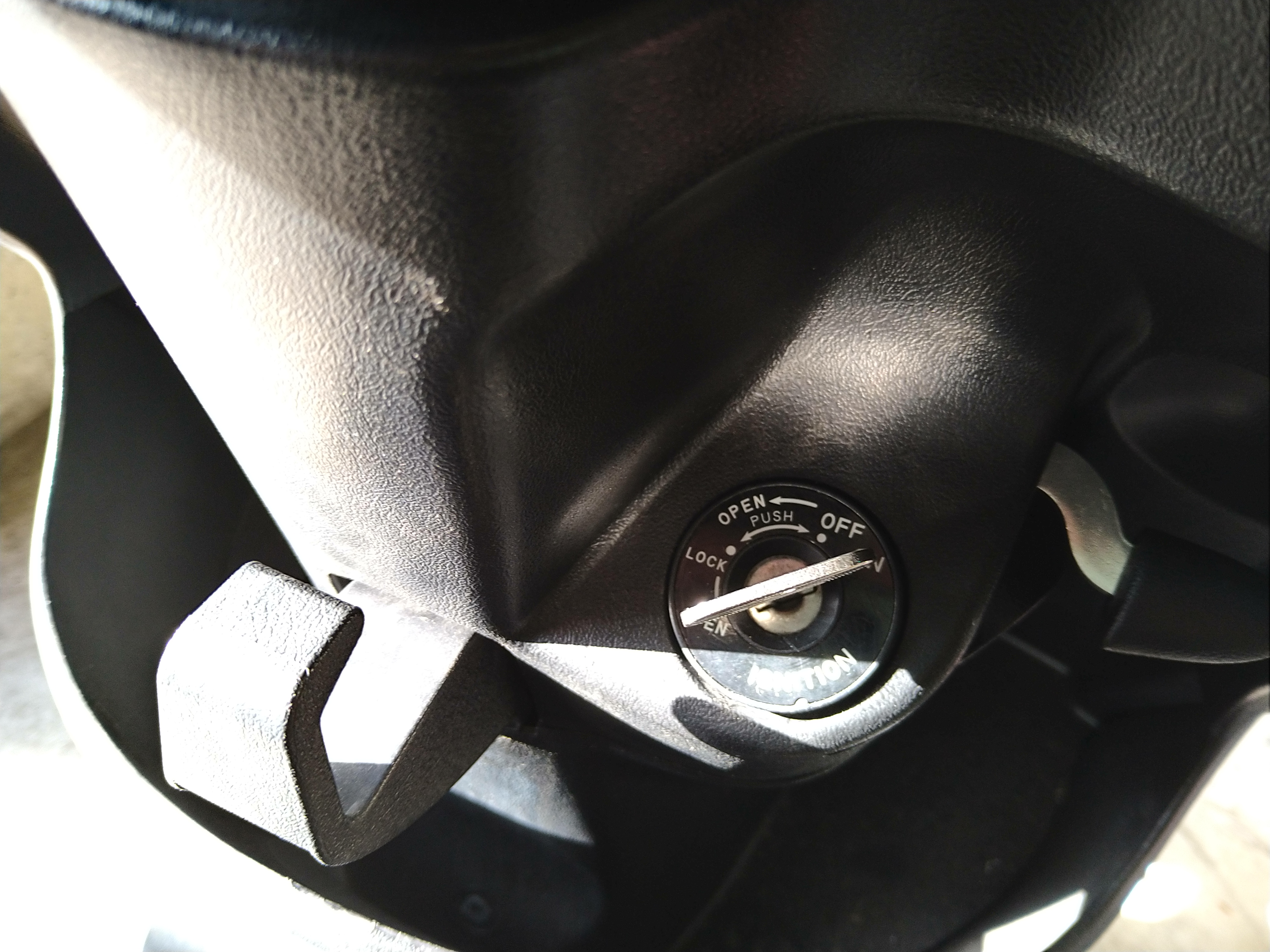 ���}�n�o�C�N